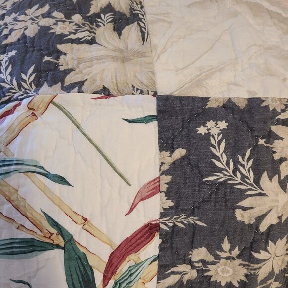 Pottery Barn pillow shams × 2 - Picture 4 of 11